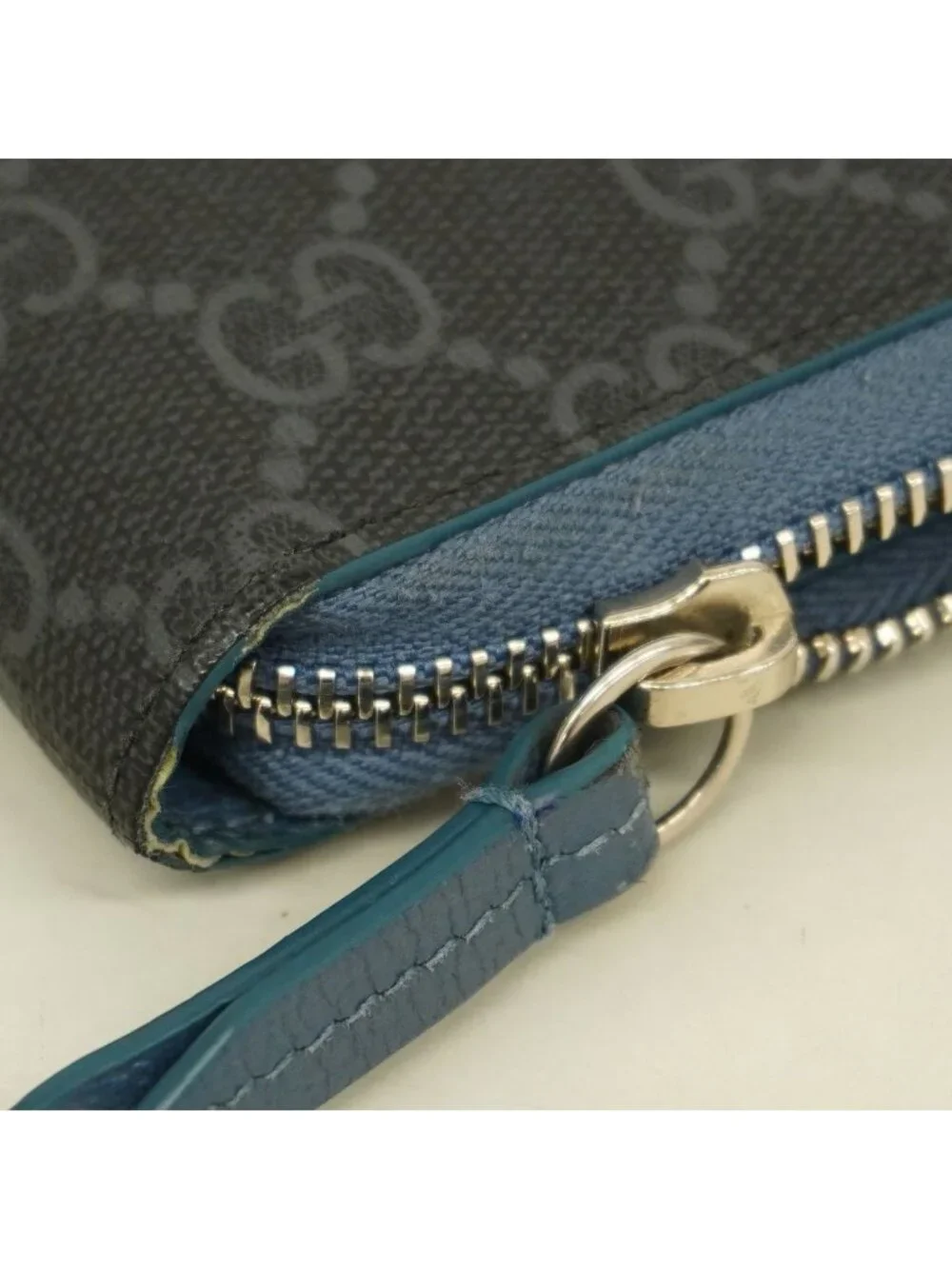 Gucci Wallet GG Supreme Blue Black Silver
